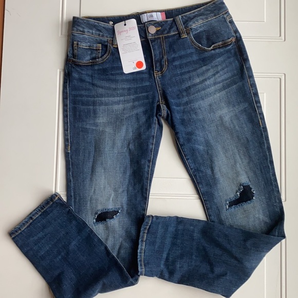 CAbi Denim - NWT CABI Slim Boyfriend Rip and Repair Jeans 4